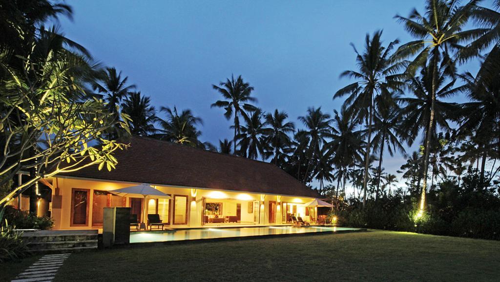 Villa Rumah Pantai Bali Selemadeg  Экстерьер фото